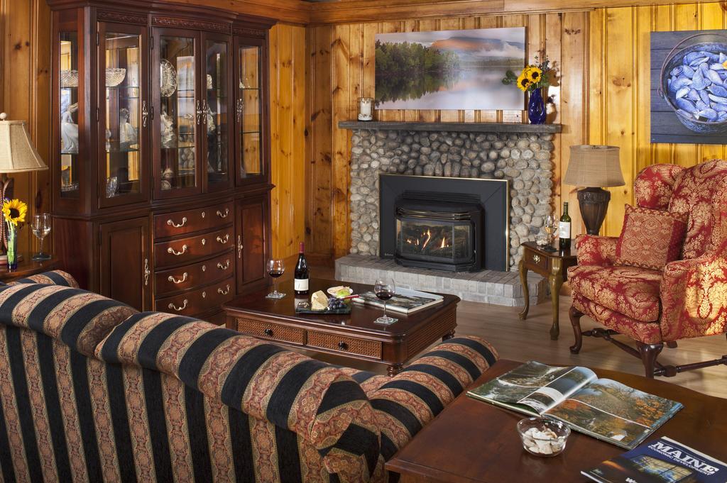 Wolf Cove Inn Poland Esterno foto